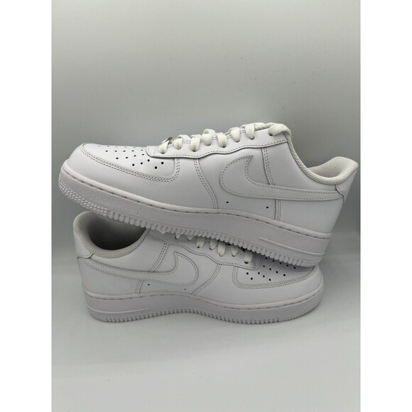 NEW Nike Air Force 1 Low Triple White Men’s Size 8 AF1 DS With Box